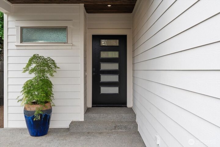 Property Photo:  4805  238th Street SW  WA 98043 