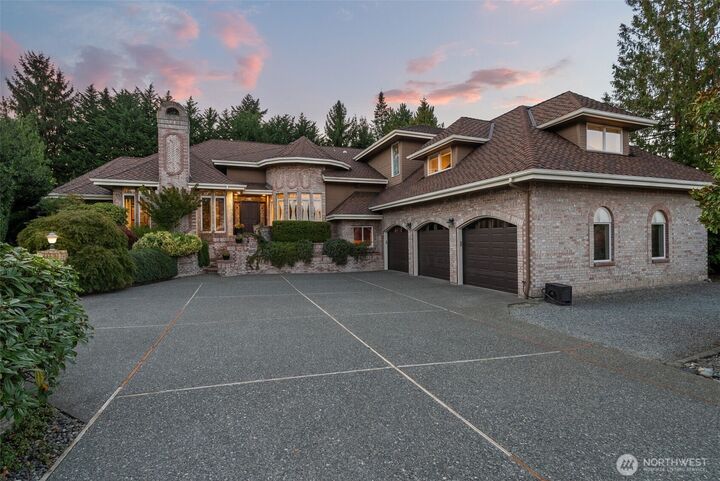 Property Photo:  19305  4th Place SW  WA 98166 