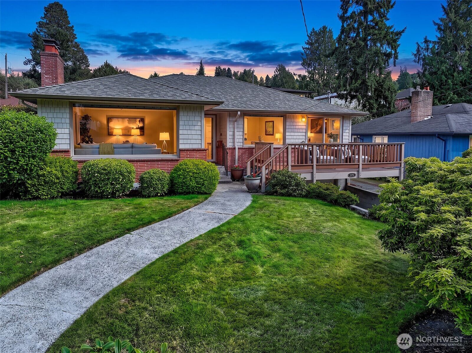 Property Photo:  9240  Fauntleroy Way SW  WA 98136 