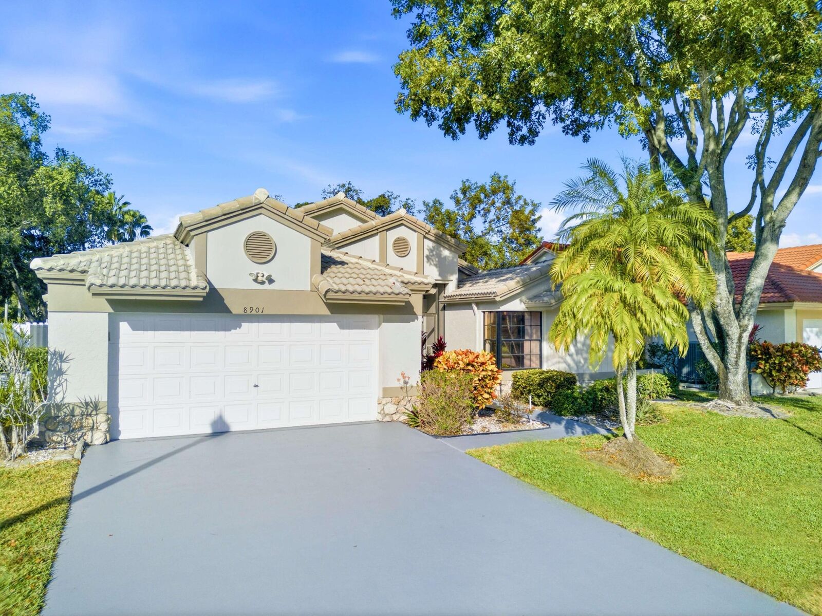 Property Photo: 8901 Boatswain Drive FL 33436