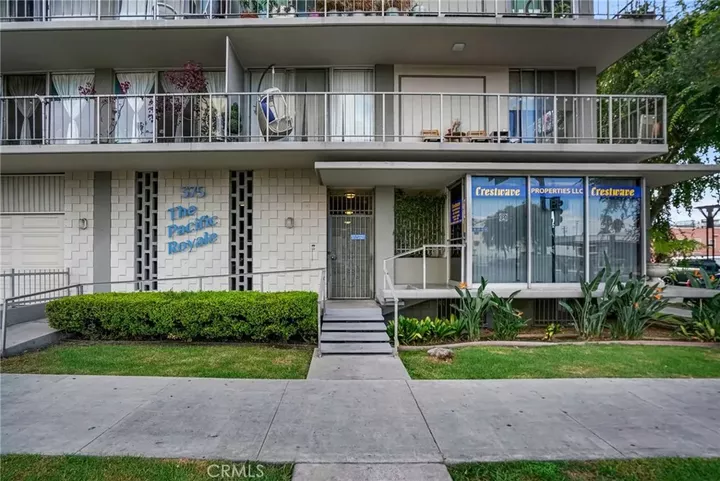 Property Photo: 375 Atlantic Avenue 607 CA 90802