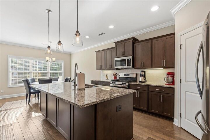 Property Photo:  1474 Stonewater Dr NE  AL 35055 