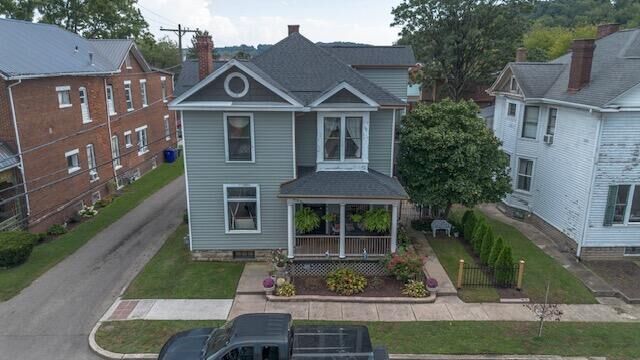 Property Photo:  24 7th St  OH 45601 