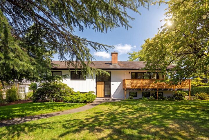 Property Photo:  1601 Mileva Lane  BC V8N 2V6 
