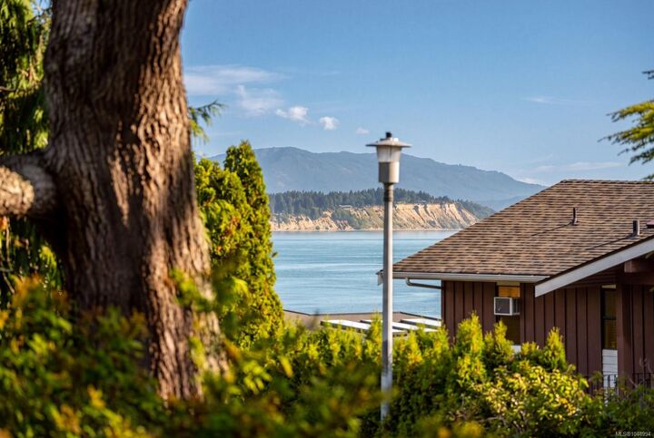 Property Photo:  1601 Mileva Lane  BC V8N 2V6 