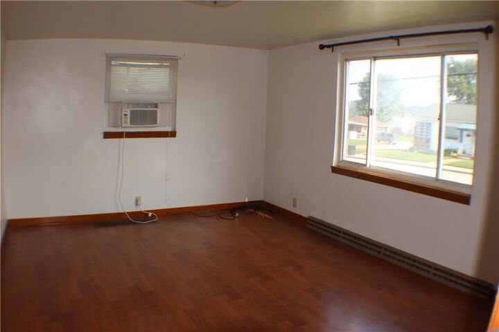 Property Photo:  517 Charles St  PA 15022 