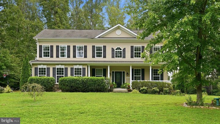 Property Photo: 611 Hornbeam Court VA 22556