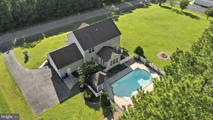 Property Photo: 13512 Shrewsbury Court MD 20622