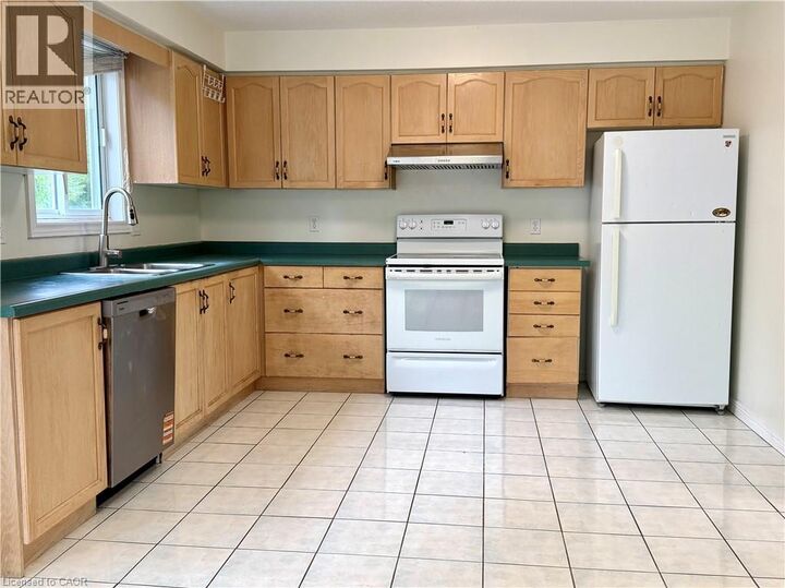 Property Photo:  652 Keatswood Crescent  ON N2T 2R7 