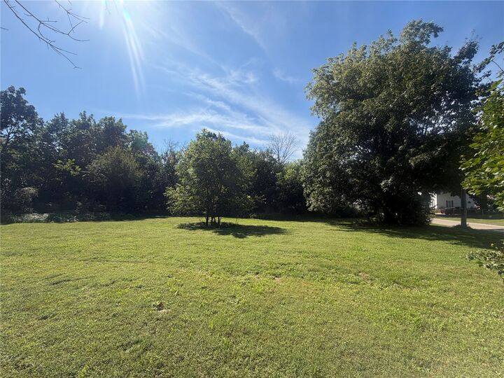 Property Photo: 10th Ave IA 52349