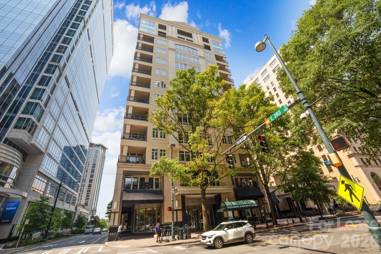 Property Photo:  230 S Tryon Street 903  NC 28202 