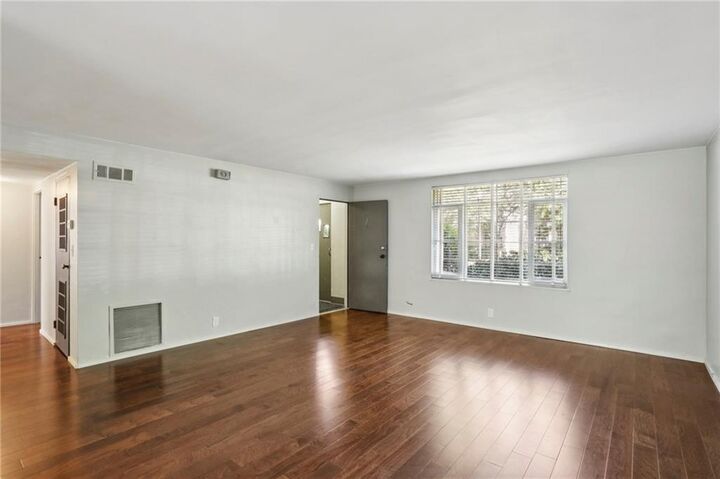 Property Photo:  1391 Normandy Drive NE 1  GA 30306 