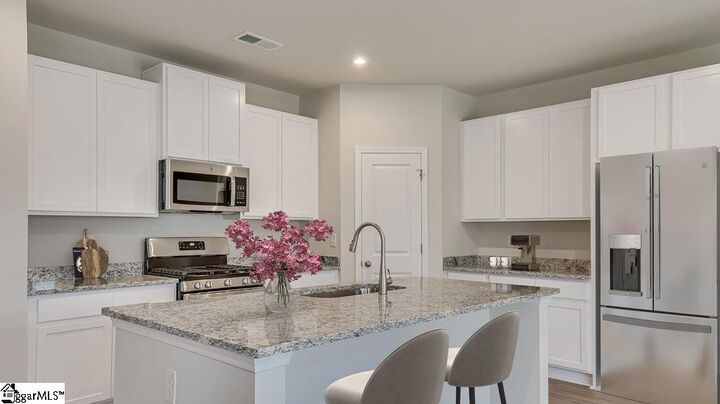 Property Photo:  1234 Red Delicious Drive  SC 29365 