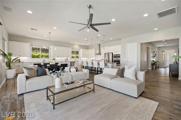 Property Photo: 6312 Lautman Ridge Court NV 89141