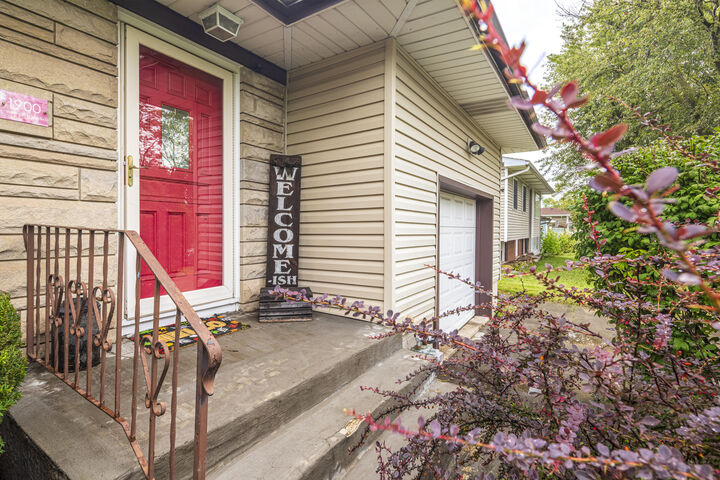 Property Photo:  1900 W 58th Place  IN 46410 