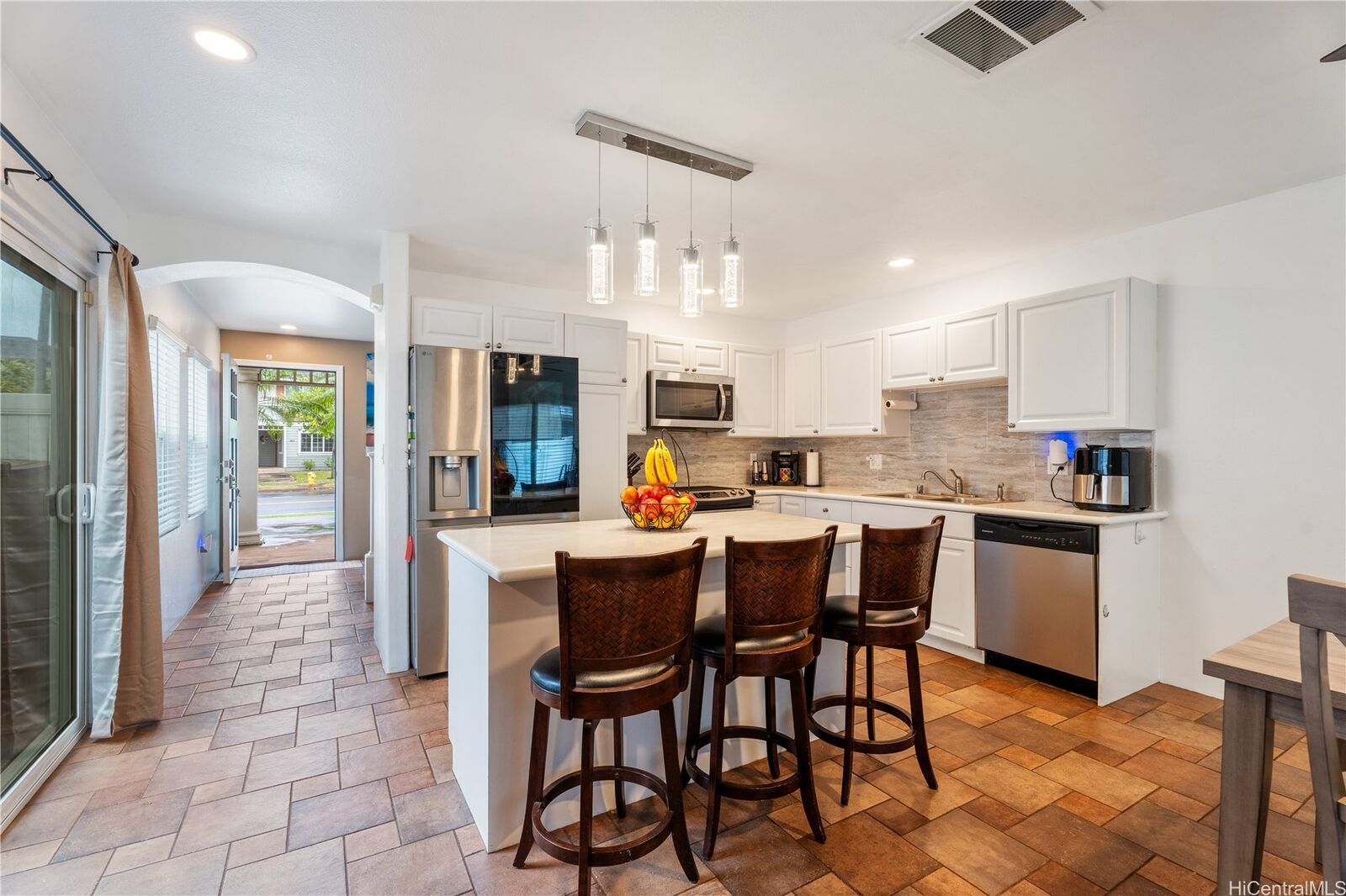 Property Photo:  91-6613 Kapolei Parkway  HI 96706 
