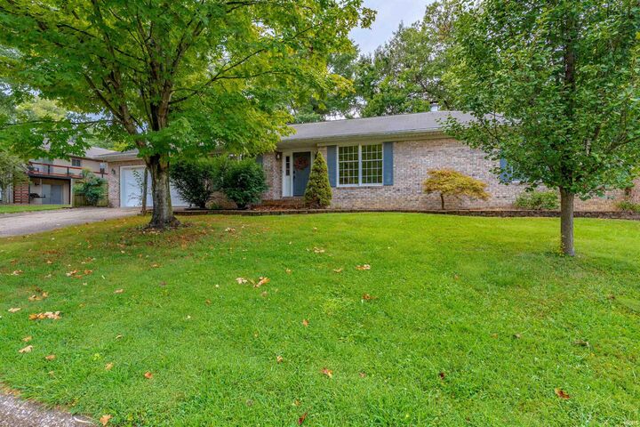 Property Photo: 5433 Crestwood Drive IN 47630