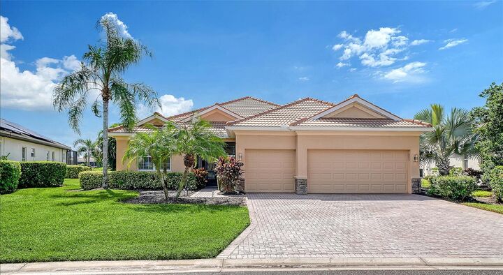 Property Photo: 415 Grand Preserve Cove FL 34212