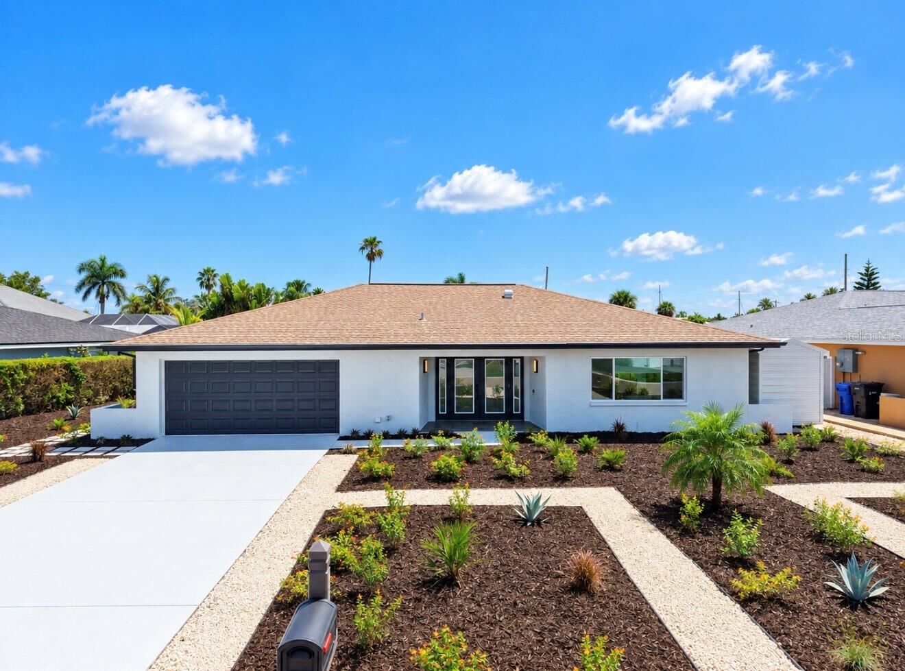 Property Photo: 6315 Wisteria Lane FL 33572