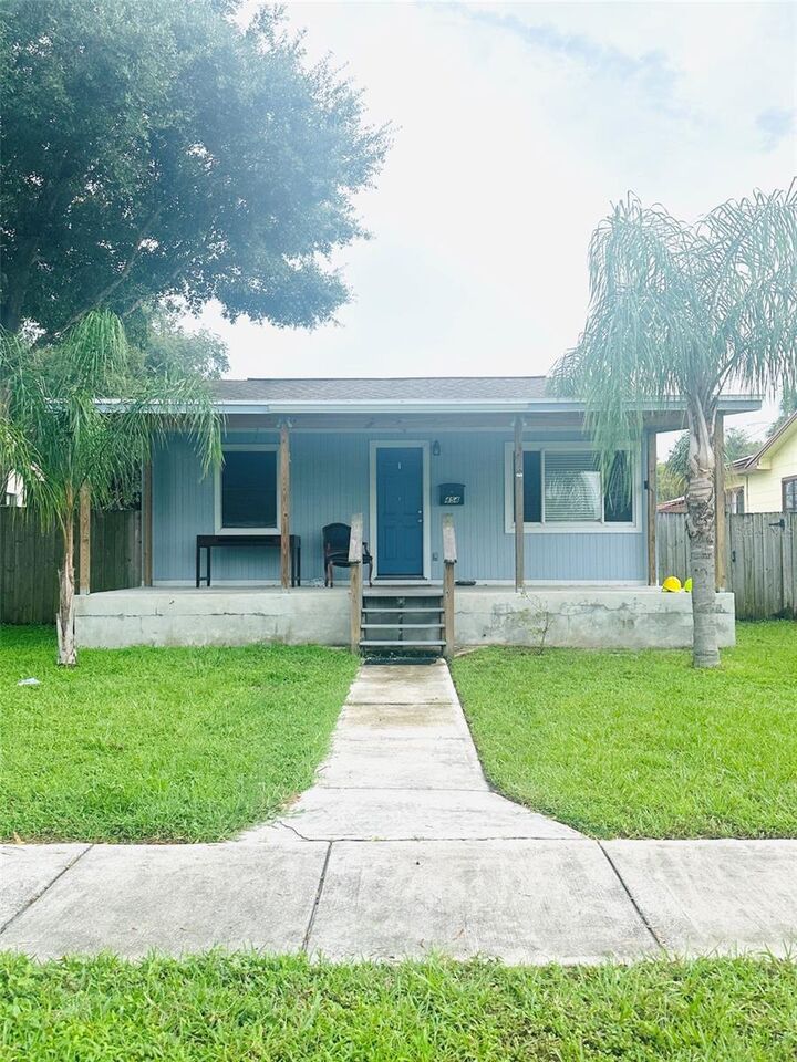 Property Photo:  454 49th Avenue N  FL 33703 