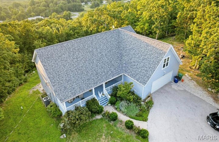 Property Photo:  2049 Tanglewood Drive  MO 63069 
