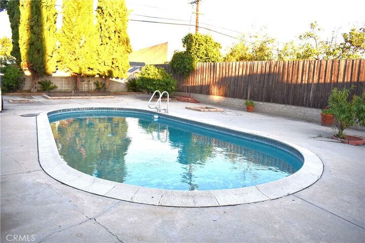 Property Photo:  8320 Bardwell Ave.  CA 91402 