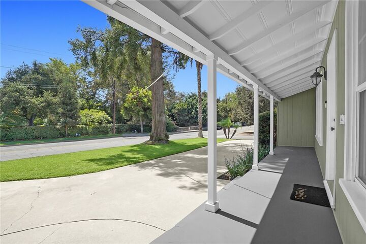 Property Photo: 601 E Hermosa CA 91775