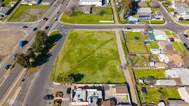 Property Photo:  3844 Willow Street  CA 95838 