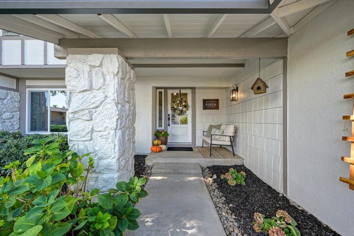 Property Photo: 8208 Alba Court CA 95610