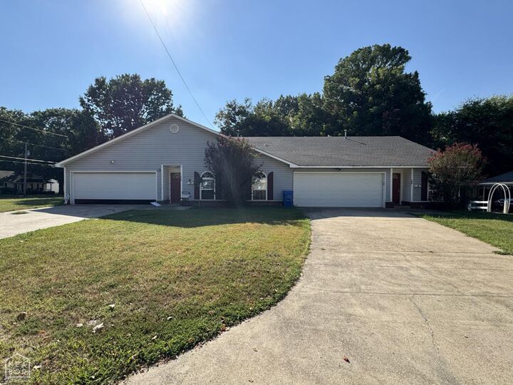 Property Photo:  700 W Monroe Avenue  AR 72401 
