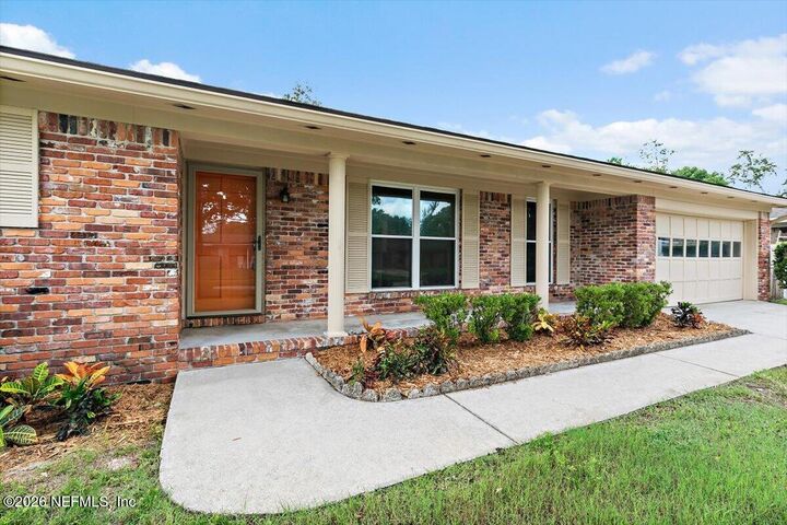 Property Photo:  9042 Warwickshire Road  FL 32257 