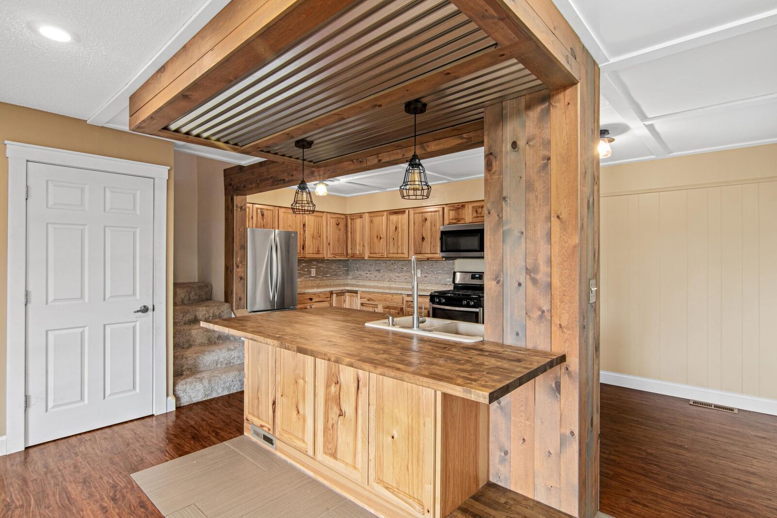 Property Photo:  112704 Hundertmark Road  MN 55318 