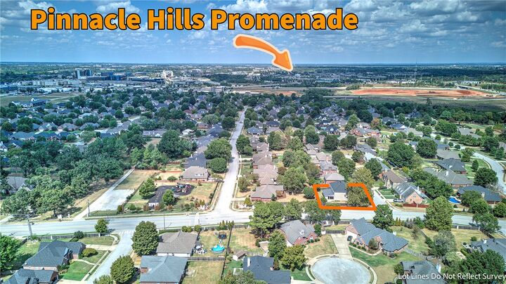 Property Photo: 5212 S 44th Place AR 72758