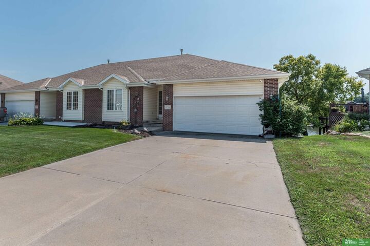 Property Photo:  2713 Lakeview Circle  NE 68048 