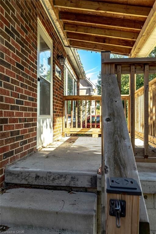 Property Photo: 860 Garth Street ON L9C 4K8
