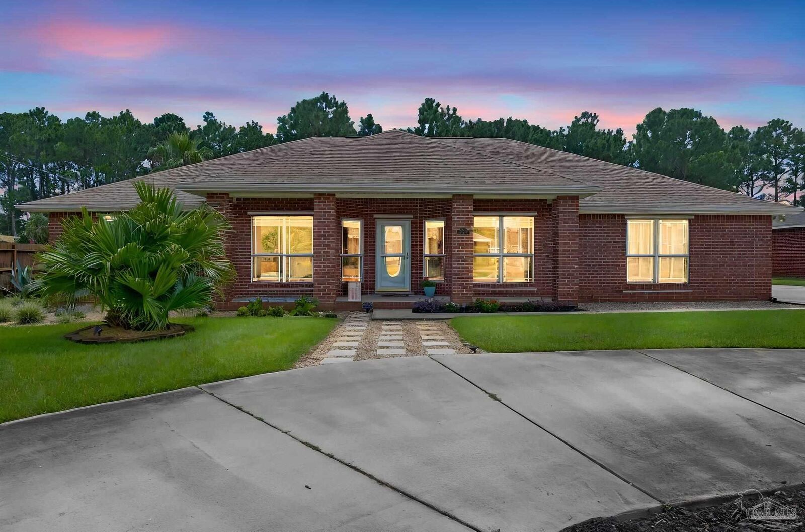 Property Photo:  7513 Frankfort St  FL 32566 