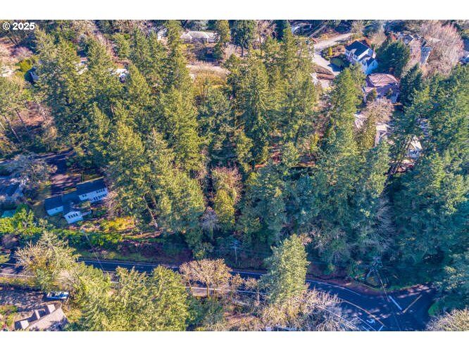 Property Photo:  17035 Westview Dr  OR 97034 