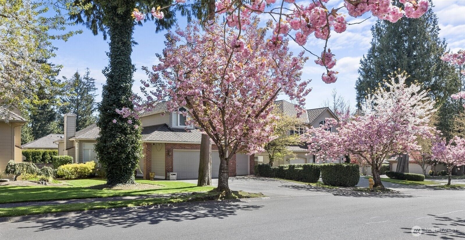 Property Photo:  15505  33rd Avenue SE  WA 98012 