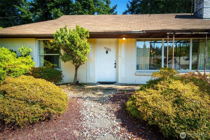 Property Photo: 15326 Stone Ave N WA 98133