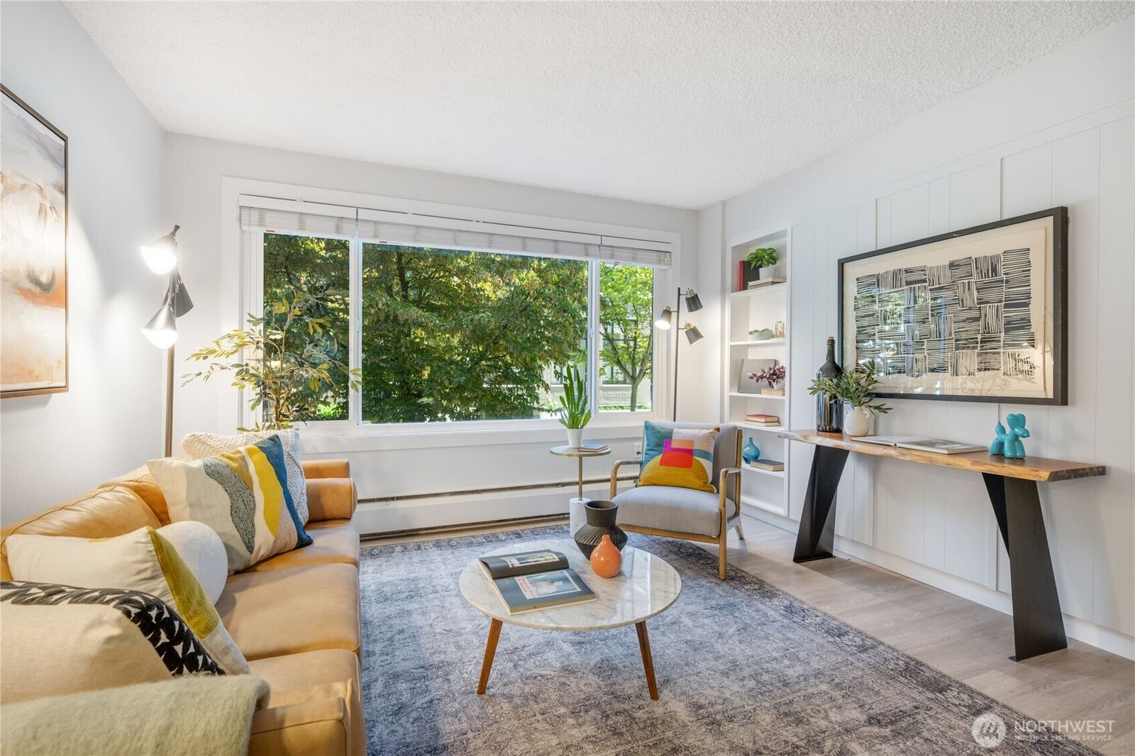 Property Photo:  1200  Boylston Avenue 203  WA 98101 