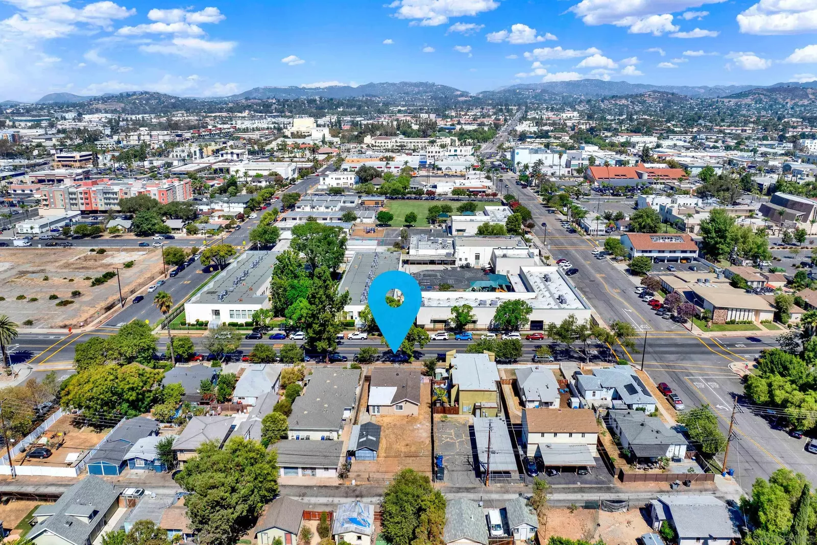 Property Photo:  127 W 5th Ave  CA 92025 