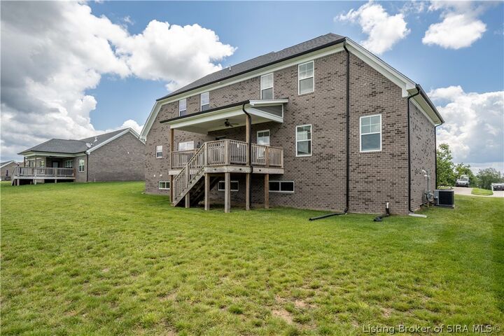 Property Photo: 6905 Freedom Way IN 47111