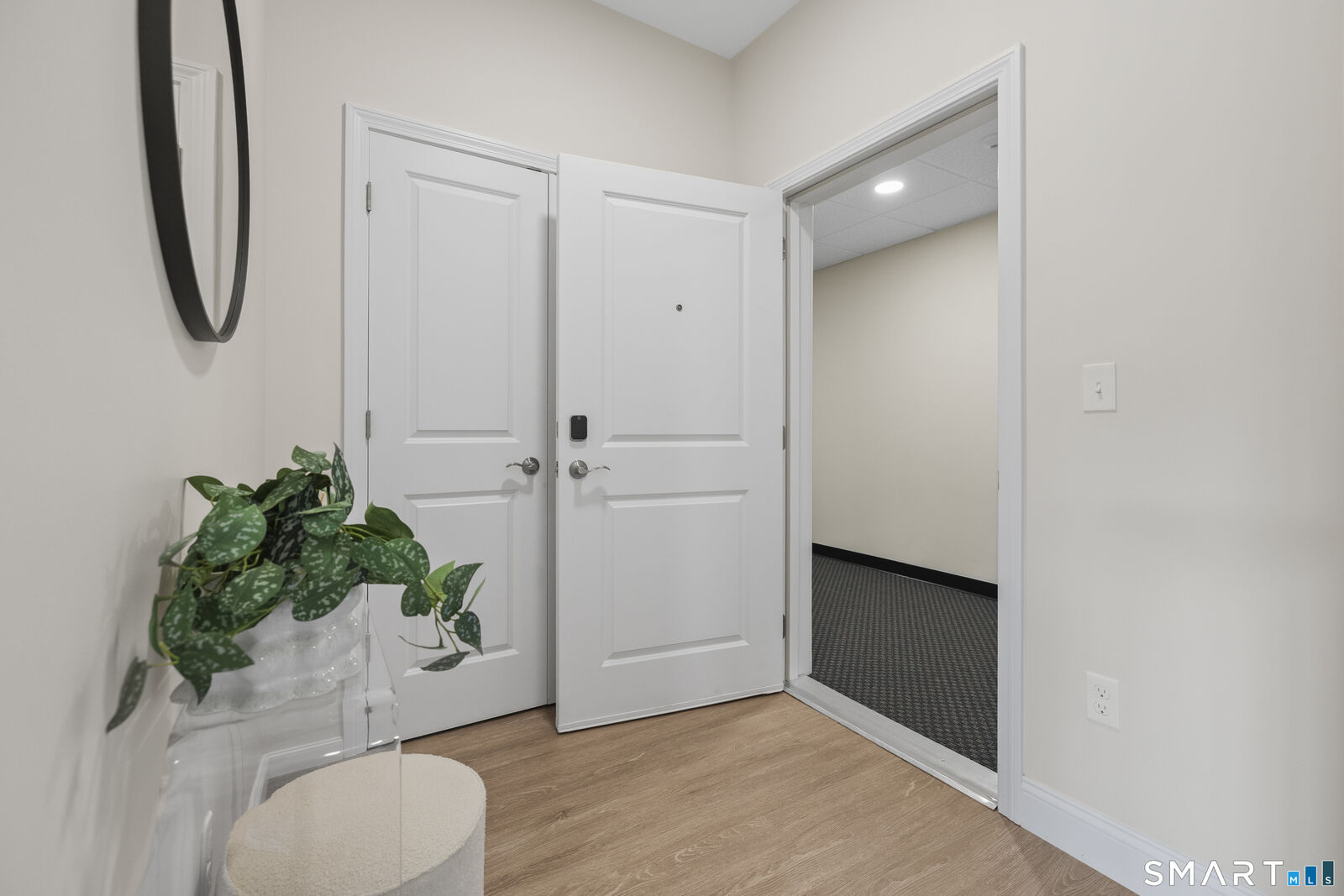 Property Photo:  55 Steele Boulevard 102  CT 06037 