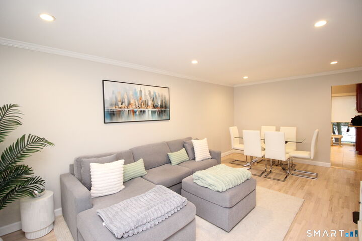 Property Photo:  30 Maple Tree Avenue I  CT 06906 