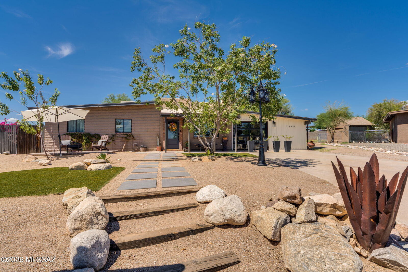 Property Photo:  7449 N Bradley Place  AZ 85741 