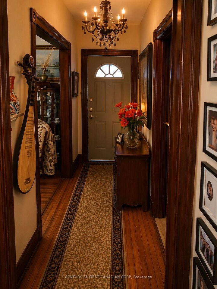 Property Photo:  170 Wellington Street E  ON N7M 3P3 