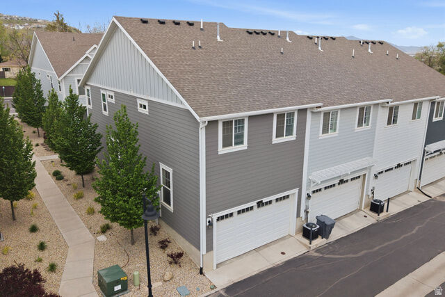 Property Photo: 256 E Kirsten Ln. N 142 UT 84054