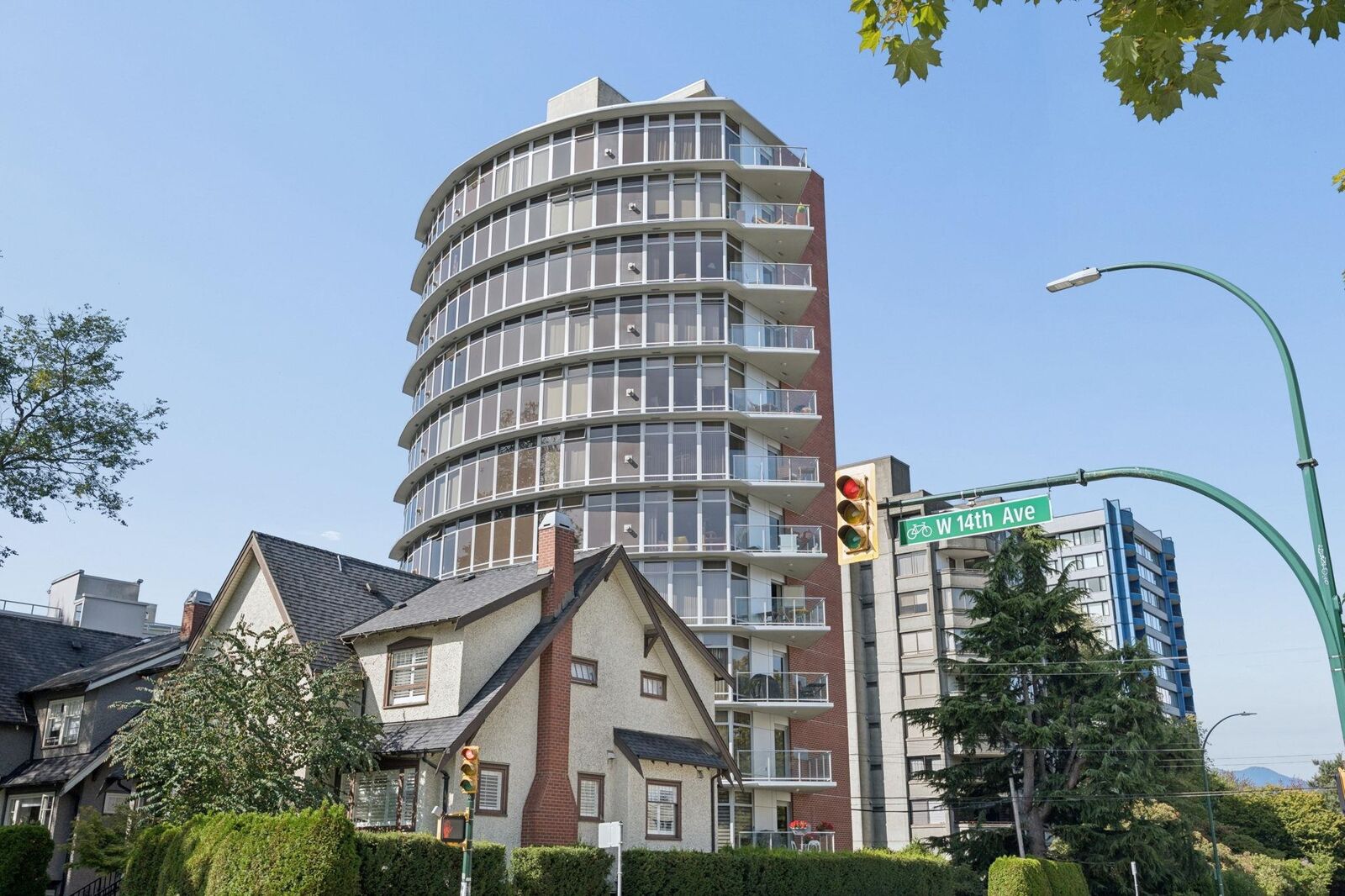 Property Photo:  2965 Fir Street 902  BC V6J 5M9 