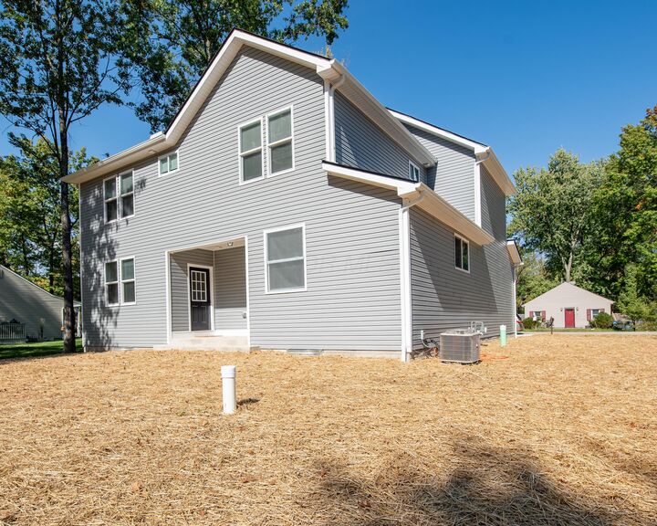 Property Photo:  2689 Abington Road  OH 43231 