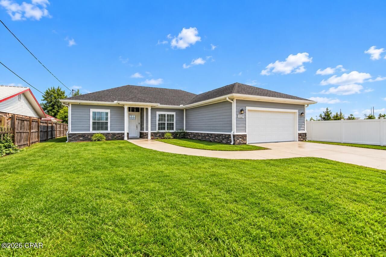 Property Photo:  1129 S Comet Avenue  FL 32404 